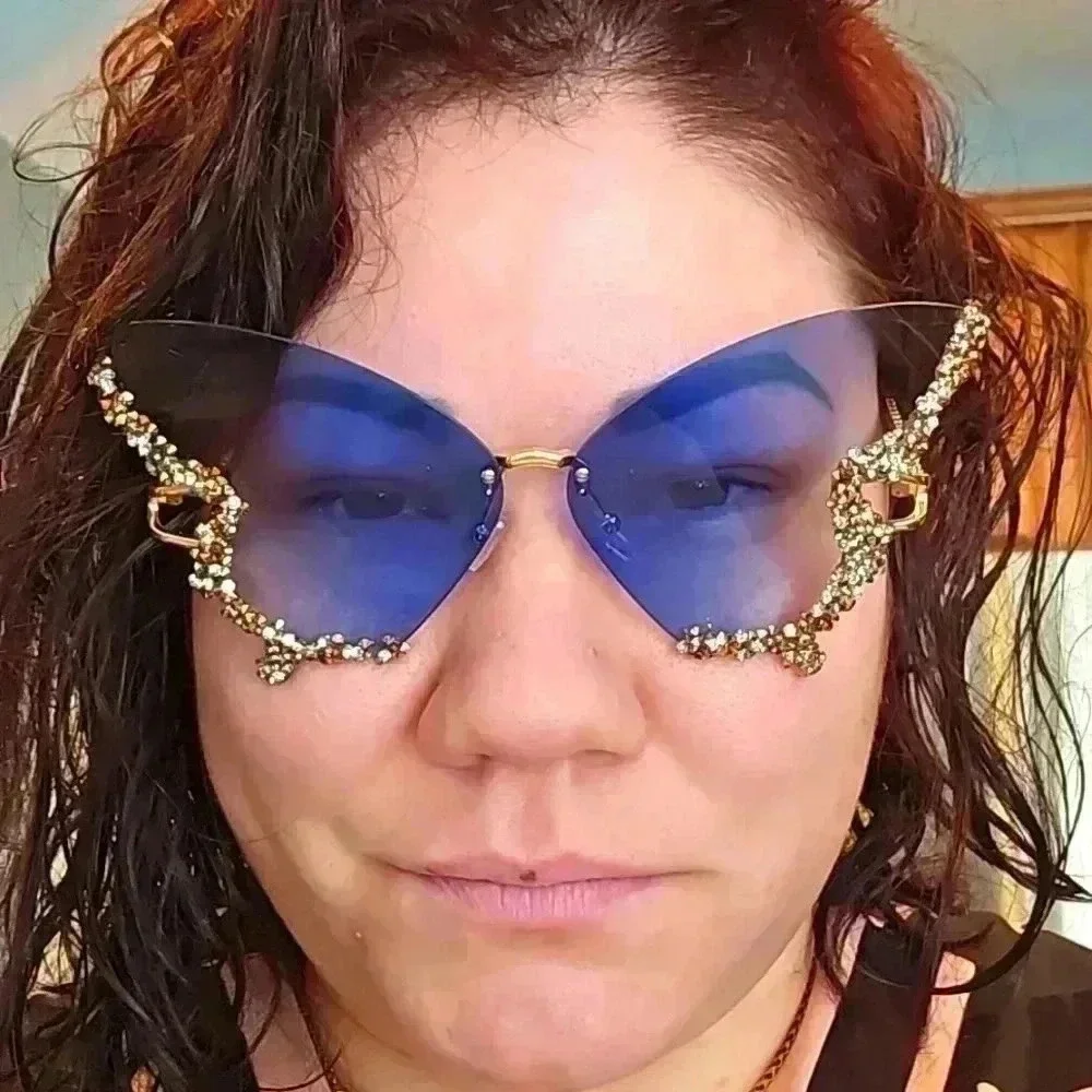 Blue Ombre Luxury Fashion Sunglasses – Gold Detail